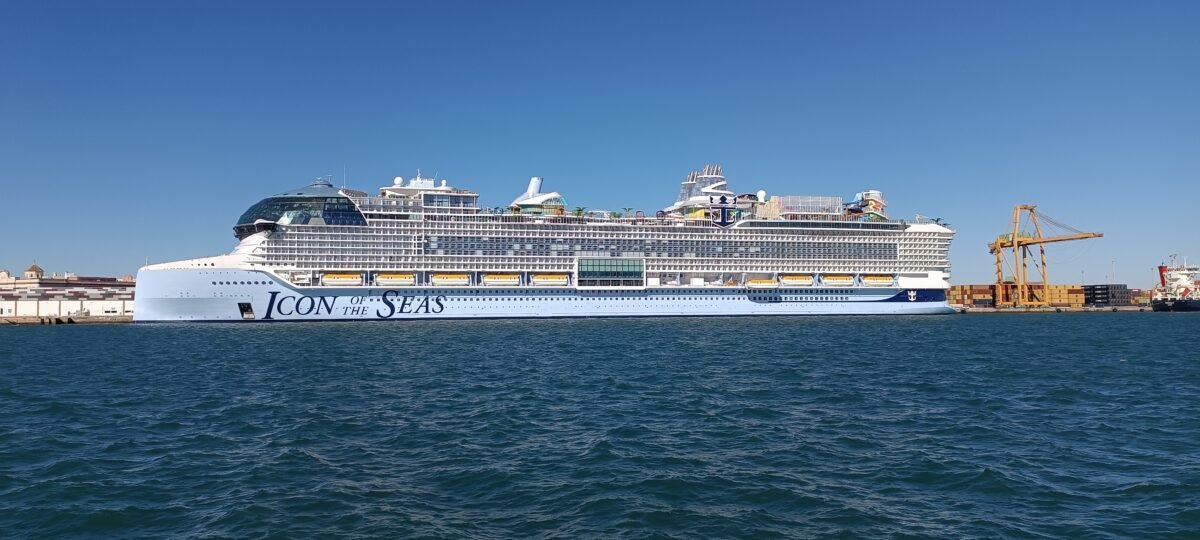 Cadiz, Spain – December 22, 2024: The cruise ship Icon of the Sea, the biggest in the world, docked in the port of Cadiz