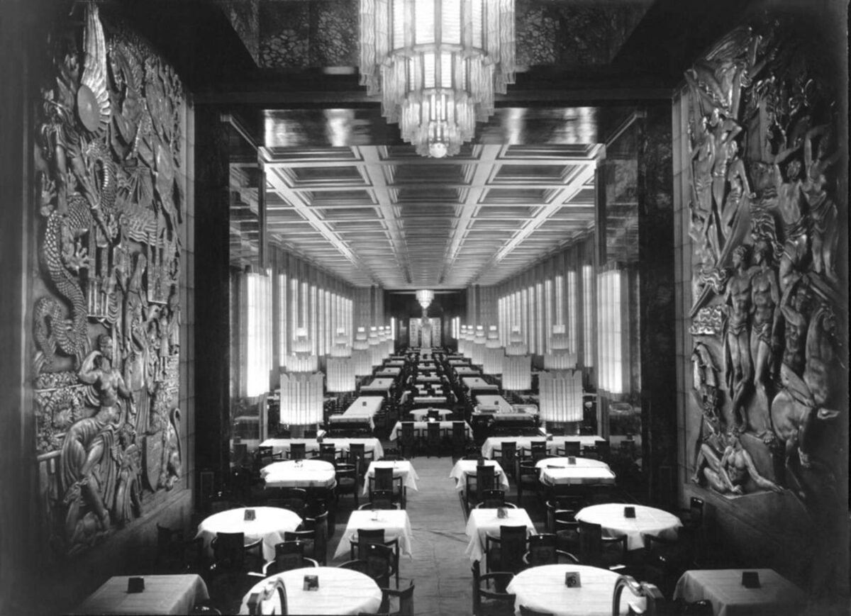 SS_Normandie_(ship,_1935)_interior